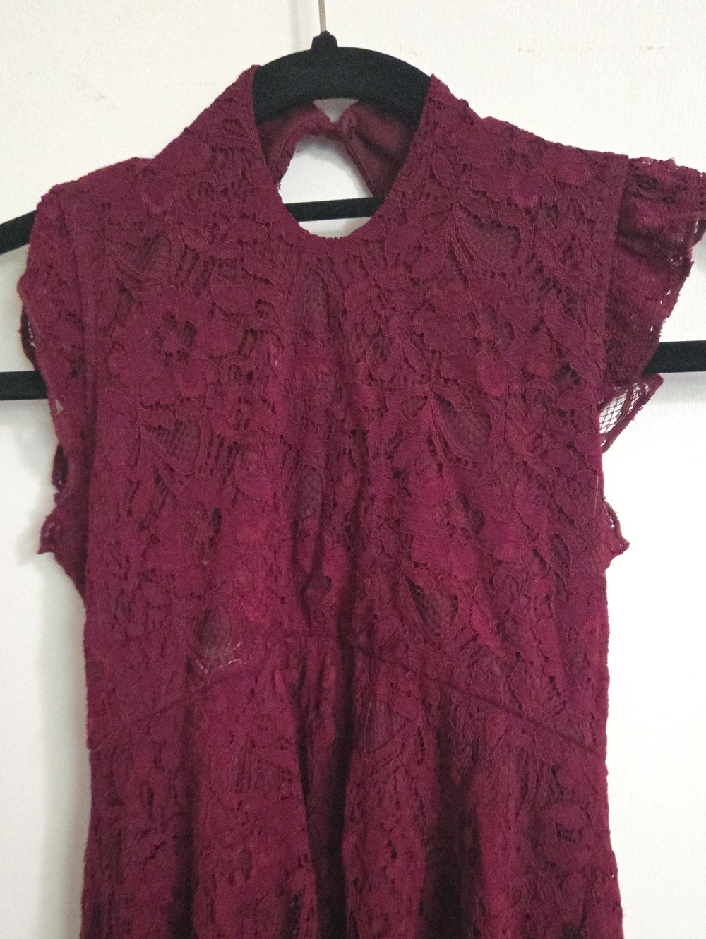 Sleeveless Burgundy Lace Midi Dress